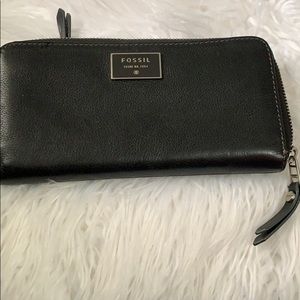 Fossil wallet